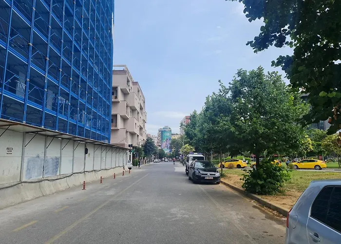 Tirana Aqua Gem